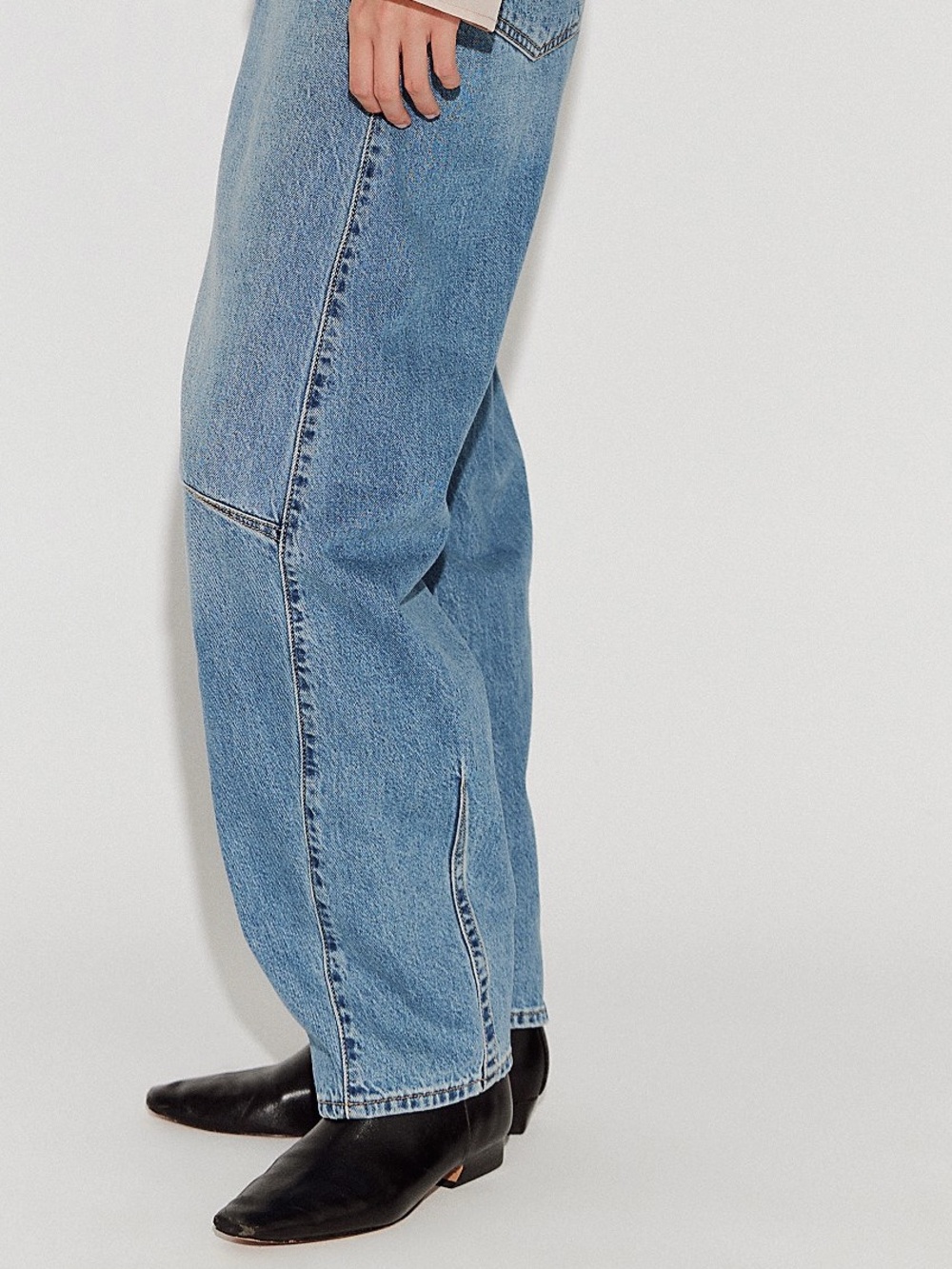 Levi’s Baggy Dad Barrel Jean